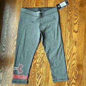 NWT Under Armour Fitted Crop Pant, Size Small
